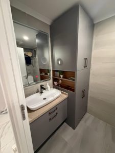 Kahraman Marangoz Banyo Dolabı & Çamaşır Kurutma Makine Dolabı